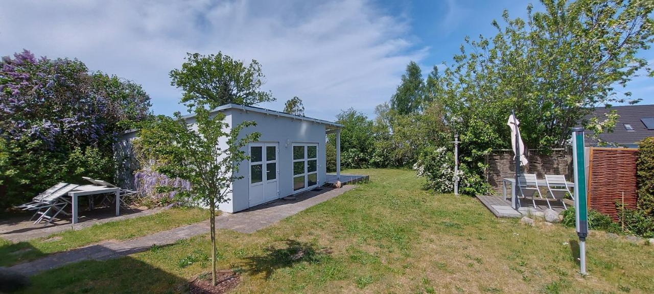 Ferienwohnung Brombeere Mit Grossem Garten Und Balkon Graal-Mueritz Exterior photo